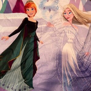 Disney Frozen 2 Twin Bedding Sheets and Comforter